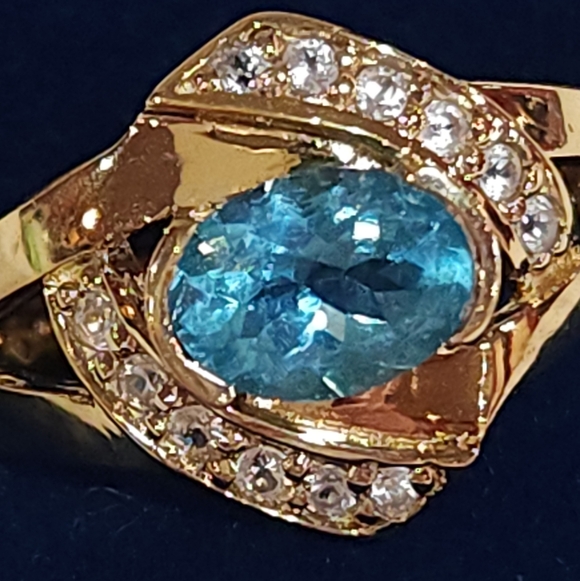 Sterling Silver 925 Blue Topaz Ring, Vintage, Size 8 - Picture 3 of 7